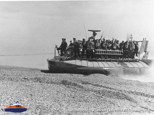 SRN5 with the IHTU -  (credit: The <a href='http://www.hovercraft-museum.org/' target='_blank'>Hovercraft Museum Trust</a>).